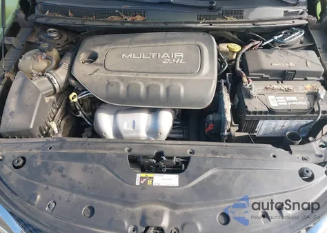 2017 Chrysler 200 Limited Platinum z USA, uszkodzony, nr VIN 1C3CCCAB7HN504487